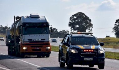 Trechos da BR-101 interditados por bolsonaristas são desbloqueados na Bahia, diz PRF