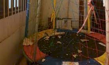 Grávida é esfaqueada por ex-companheiro pula de prédio para se salvar e queda é amortecida por cama elástica