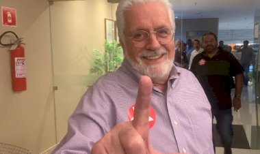 Jaques Wagner será líder do governo no Senado, diz portal