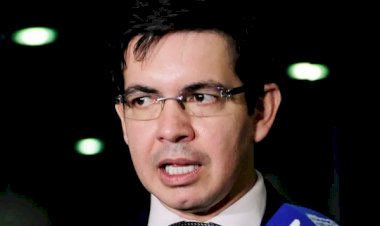 Randolfe pede inclusão de Ricardo Barros e deputada eleita em inquérito no STF