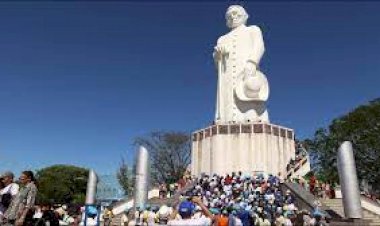 Romaria de Finados de Juazeiro do Norte reúne 350 mil fiéis