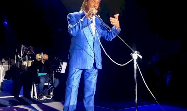 Roberto Carlos perde disputa judicial para Tiririca