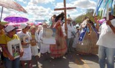 Prefeito de Santa Brígida/BA nega transporte a romeiros da tradicional caminhada Pedro Batista