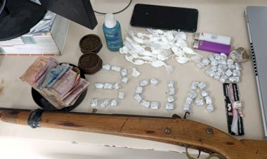 Polícia Militar Detém Menor Infrator Por Tráfico De Drogas  Em Coronel João Sá- Ba