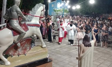 Primeira noite do Tríduo de São Jorge em Santa Brigida