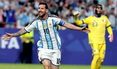 Messi faz hat-trick, estreia com vitória e alcança artilharia da Copa do Mundo