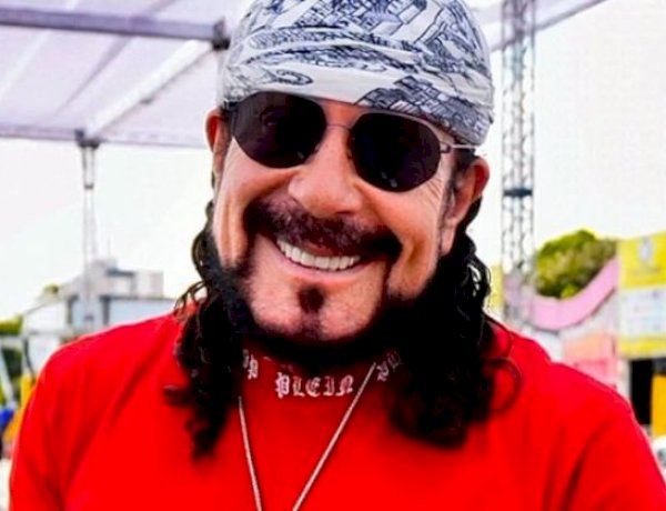 Bell Marques investe milhões lancha de luxo; veja detalhes da embarcação