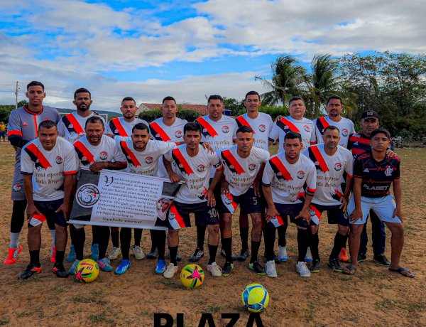 Plaza campeão do 4° campeonato da Aroeira em Santa Brigida