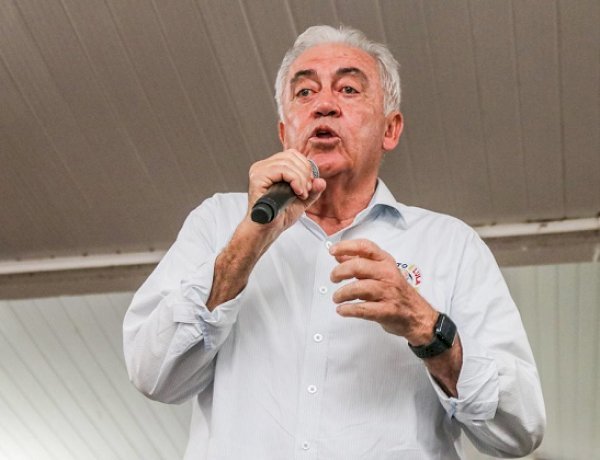 Diante de Lula, Otto Alencar sela chapa com Wagner e Rui Costa para o Senado em 2026