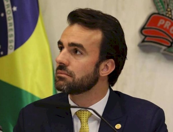 Deputado do PL será julgado por descumprir medida protetiva contra ex-esposa
