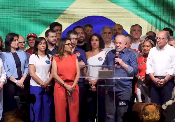 Posse de Lula deve ter 150 mil pessoas e revista será obrigatória