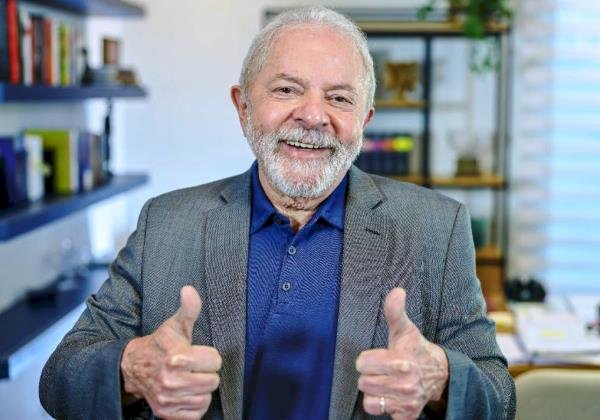 Presidente eleito, Lula deixa mensagem de Feliz Natal para os brasileiros