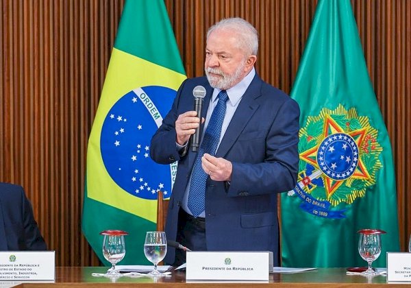 Governo Lula reforça caixa de estados e municípios para assistência social