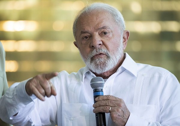 Após reunião com Lira, Lula manda liberar emendas de R$ 10 bi