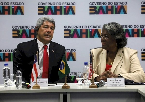 Governador recebe embaixadora dos Estados Unidos para discutir cooperação e direitos humanos