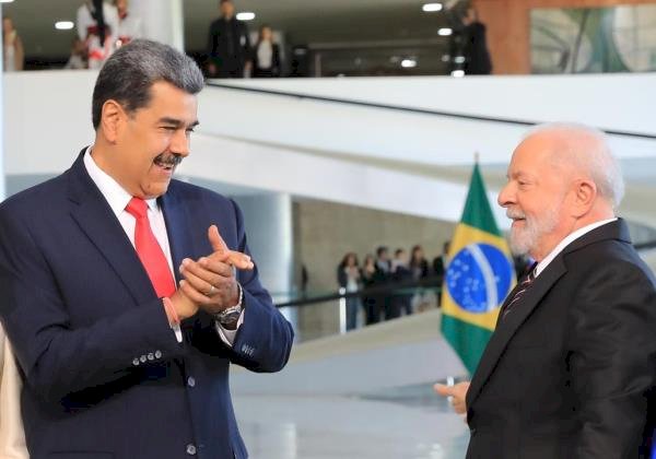 Presidente da Venezuela comemora encontro com Lula: ‘Transcendental’