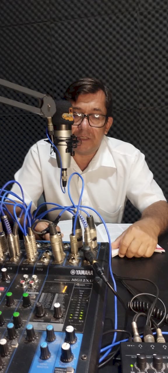 O padre Gilmar Falou Sobre a Paixão de Nosso Senhor Jesus Cristo na Radio Cidade FM de Santa Brigida