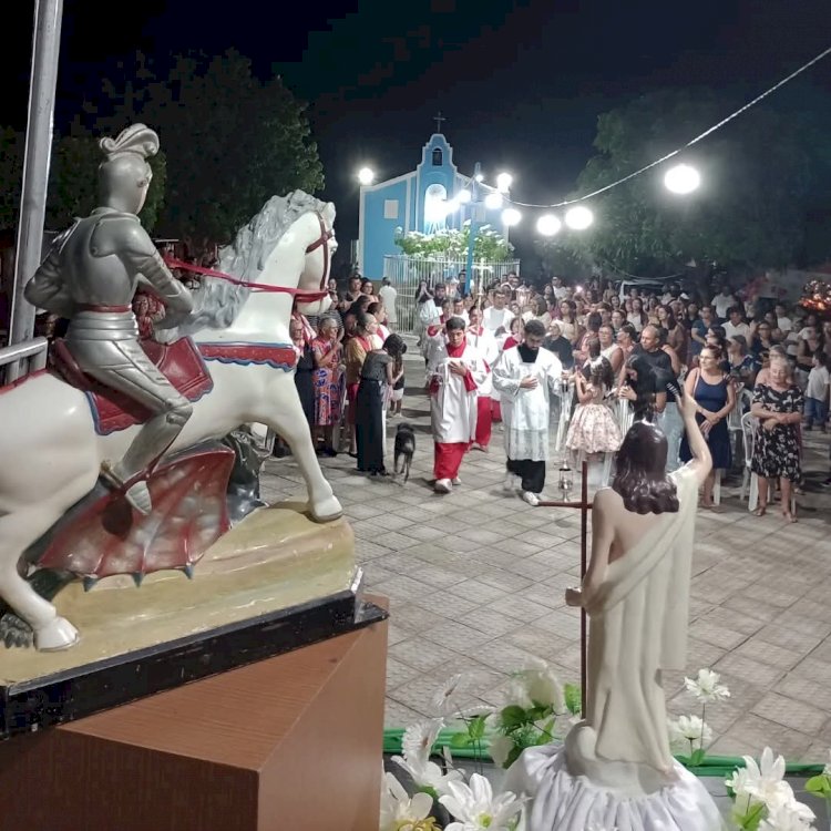 Primeira noite do Tríduo de São Jorge em Santa Brigida