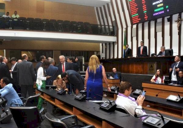 ALBA aprova pagamento de precatórios a professores da rede estadual
