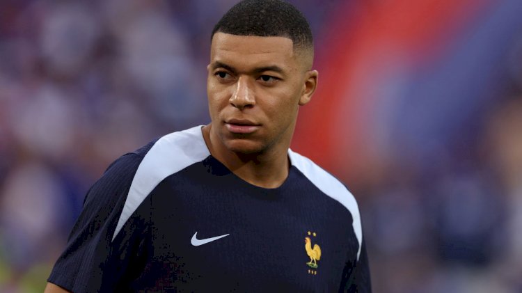 Mbappé apoia Zidane na seleção e abre caminho para uma nova era na França