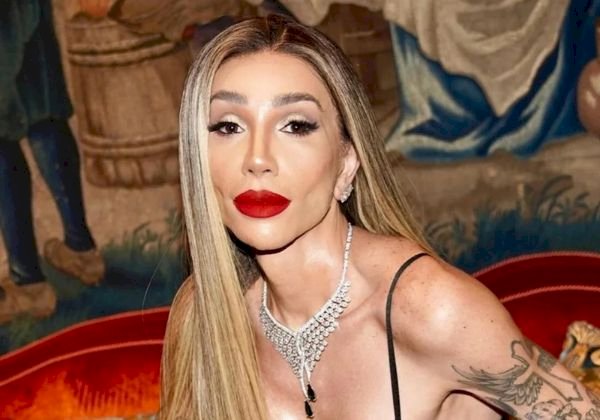 Maya Massafera mostra ossos retirados do rosto após nova cirurgia