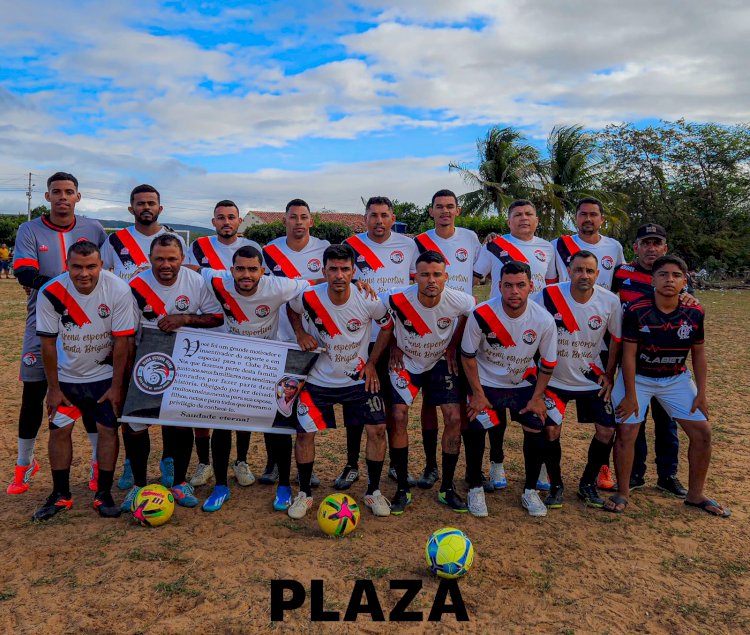 Plaza campeão do 4° campeonato da Aroeira em Santa Brigida