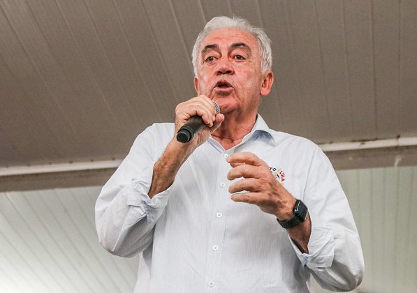 Diante de Lula, Otto Alencar sela chapa com Wagner e Rui Costa para o Senado em 2026