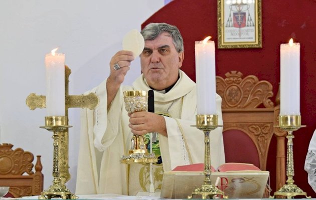 Dom Guido Celebra Missa Solene do Novenário do Sagrado Coração de Jesus