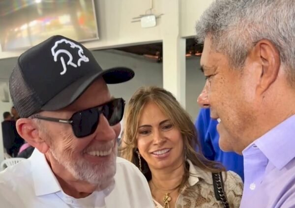 Ex-bolsonarista rasga elogios a Jerônimo e reforça apoio ao grupo petista