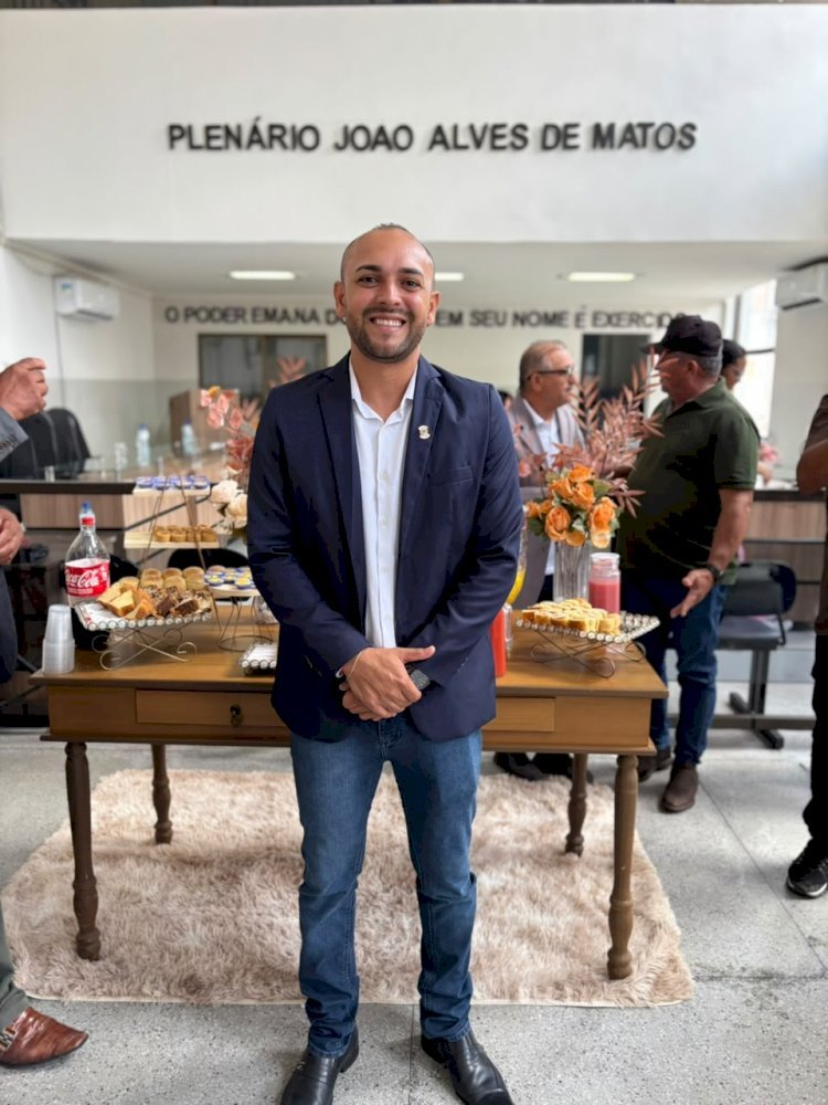 Com 7 votos a favor vereador Léo do KM 40 é eleito presidente da câmara de Santa Brigida para o biênio 2027-2028